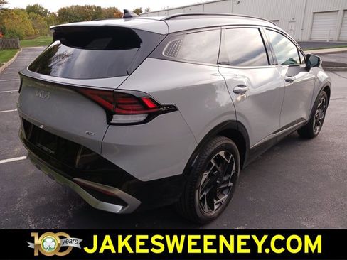 Used 2025 Kia Sportage SX image 10