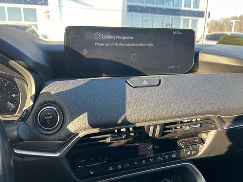 Used 2024 MAZDA CX-90 Plug-In Hybrid w/ Premium Pkg image 10