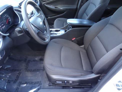 Used 2024 Chevrolet Malibu LT FWD image 6
