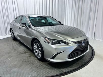 Used 2021 Lexus ES 300h w/ Premium Package