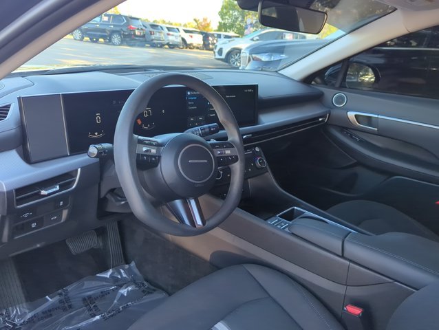 Used 2025 Hyundai Sonata SEL FWD image 17