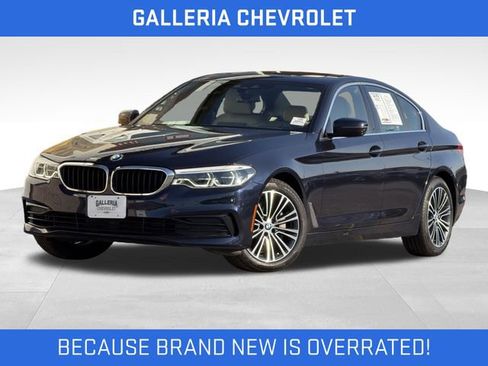 Used 2020 BMW 530i w/ Executive Package RWD image 2