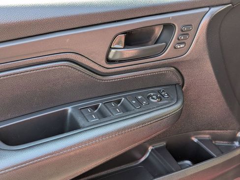 Used 2025 Honda Odyssey Sport-L image 14