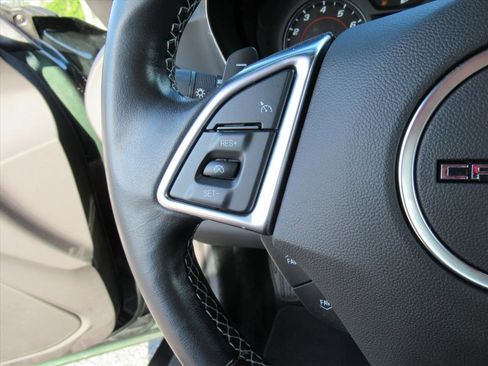 Used 2020 Chevrolet Camaro LT w/ RS Package image 16