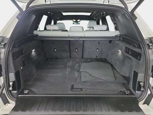 Certified 2025 BMW X5 sDrive40i w/ Executive Package RWD image 30