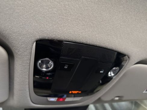 Used 2024 Kia Seltos S AWD/4WD image 33