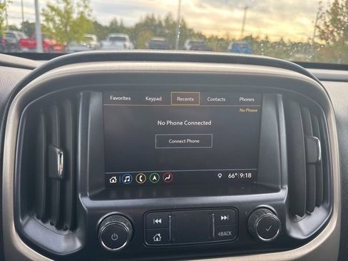 Used 2021 GMC Canyon Denali image 21