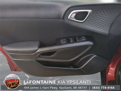 Certified 2021 Kia Soul S image 13