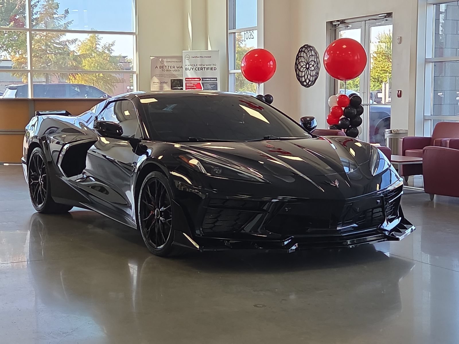 Used 2023 Chevrolet Corvette Stingray Premium Conv w/ Battery Protection Package RWD image 1