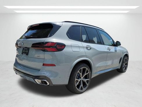 New 2026 BMW X5 xDrive40i w/ M Sport Package AWD/4WD image 4