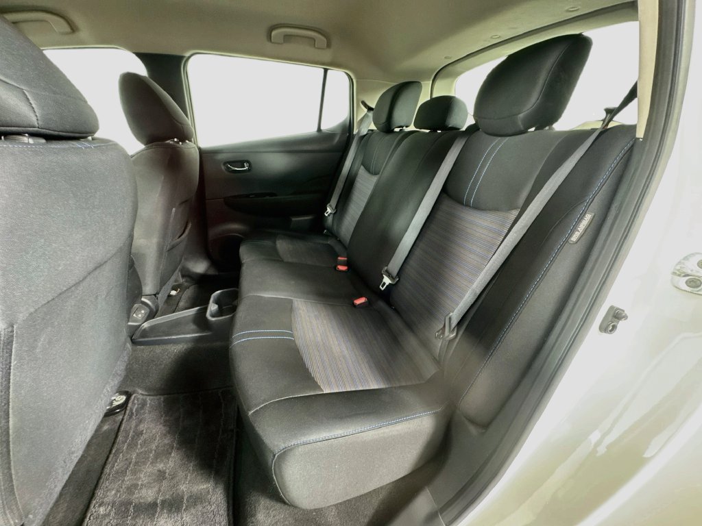 Used 2023 Nissan Leaf SV Plus FWD image 29