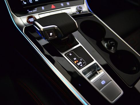 New 2026 Audi RS 6 performance image 14