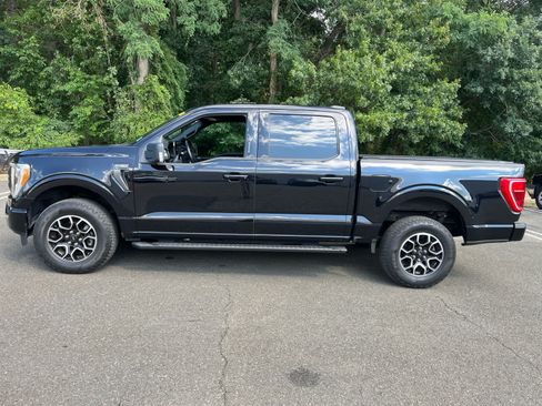 Used 2022 Ford F150 XLT w/ Equipment Group 302A High AWD/4WD image 2