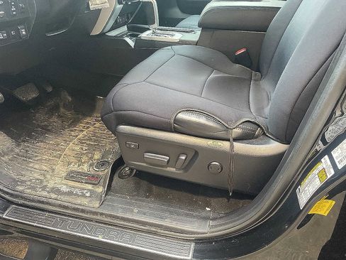 Used 2020 Toyota Tundra Platinum image 20