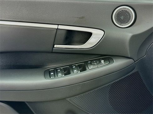 Certified 2023 Hyundai Sonata SEL w/ Convenience Package image 14