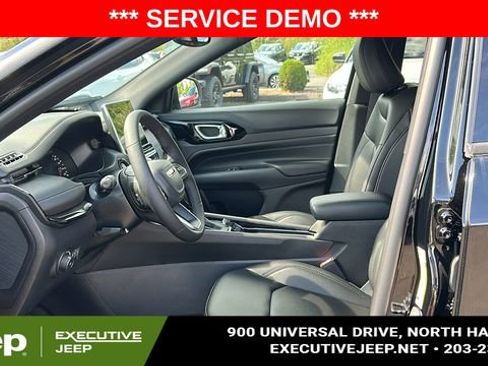 New 2025 Jeep Compass Limited w/ Sun & Sound Group image 10