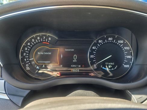 Used 2019 Lincoln MKC Premiere image 14