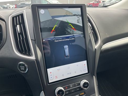 Used 2022 Ford Edge SEL w/ Convenience Package image 19