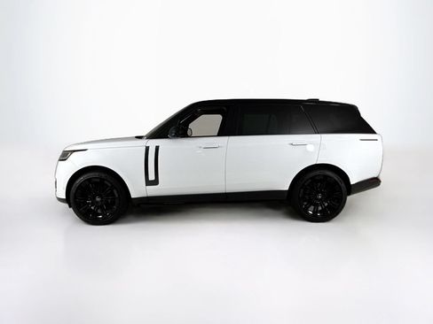Used 2023 Land Rover Range Rover Long Wheelbase SE AWD/4WD image 2
