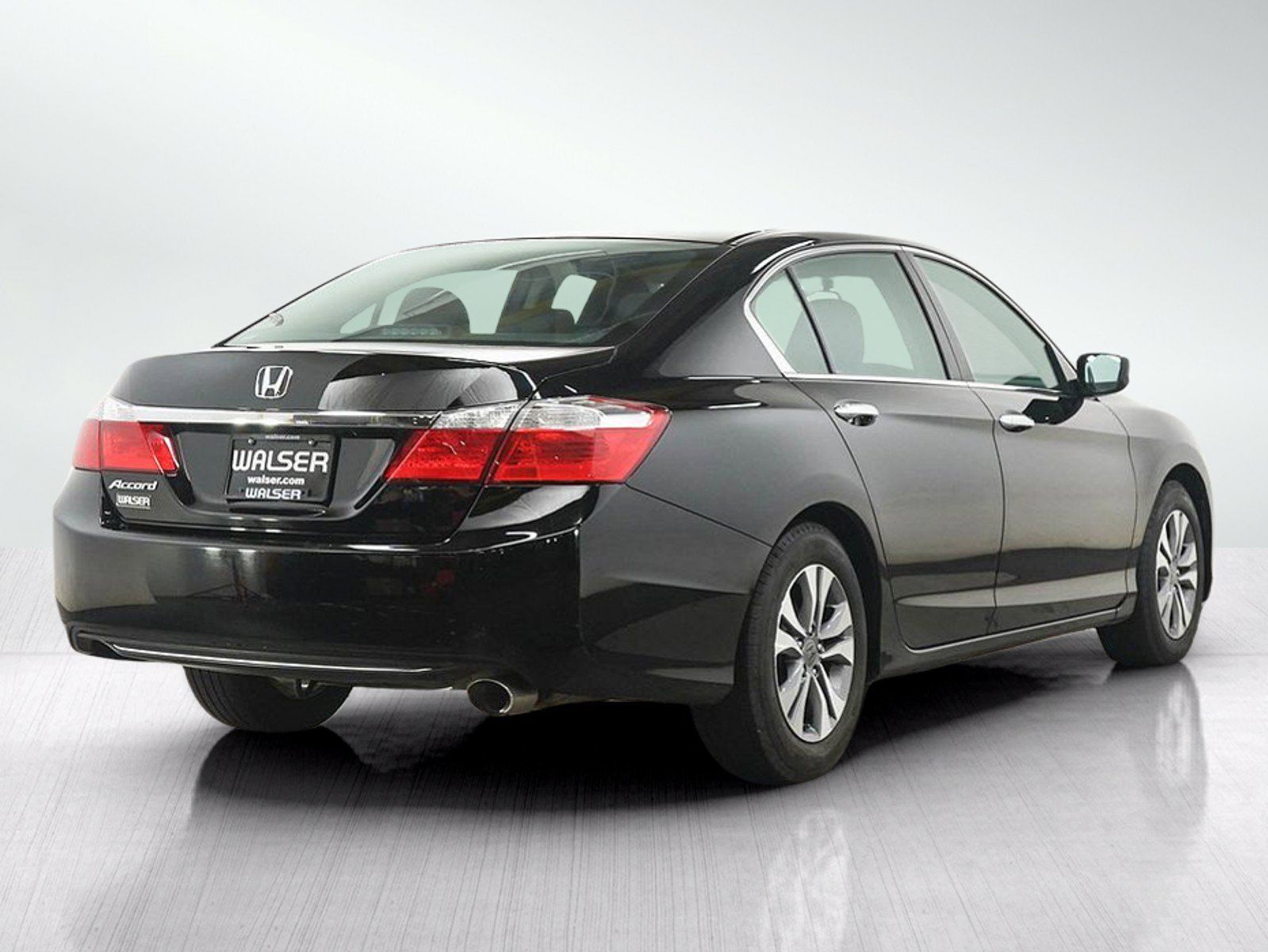 Used 2015 Honda Accord LX image 5
