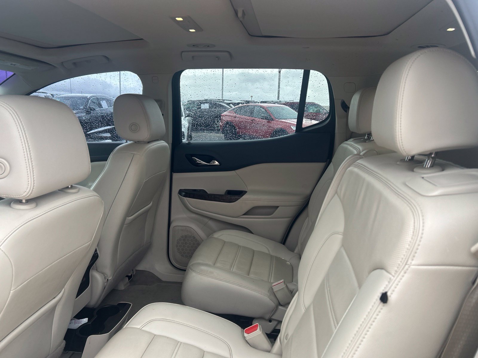 Used 2021 GMC Acadia Denali w/ Denali Technology Package FWD image 9
