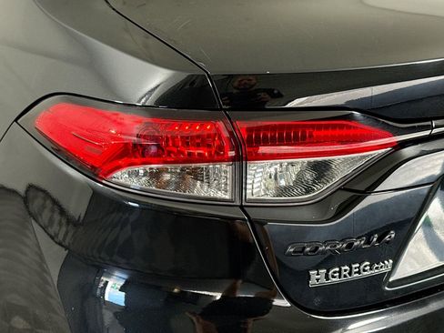 Used 2020 Toyota Corolla LE image 35