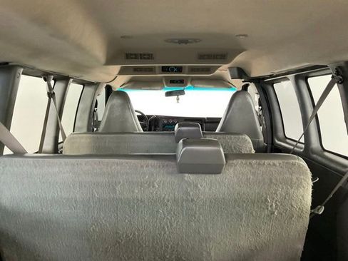 Used 2023 Chevrolet Express 3500 LS RWD image 20