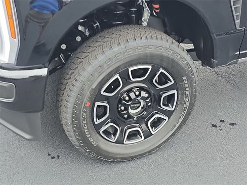 New 2026 Ford F350 Platinum image 16