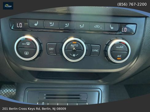 Used 2014 Volkswagen Tiguan SEL AWD/4WD image 26
