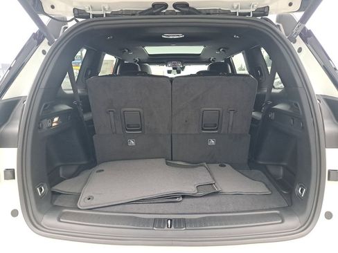 New 2025 Jeep Grand Cherokee L Limited w/ Luxury Tech Group II image 28