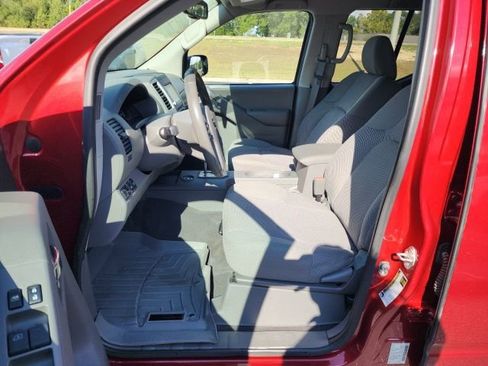 Used 2021 Nissan Frontier SV image 19