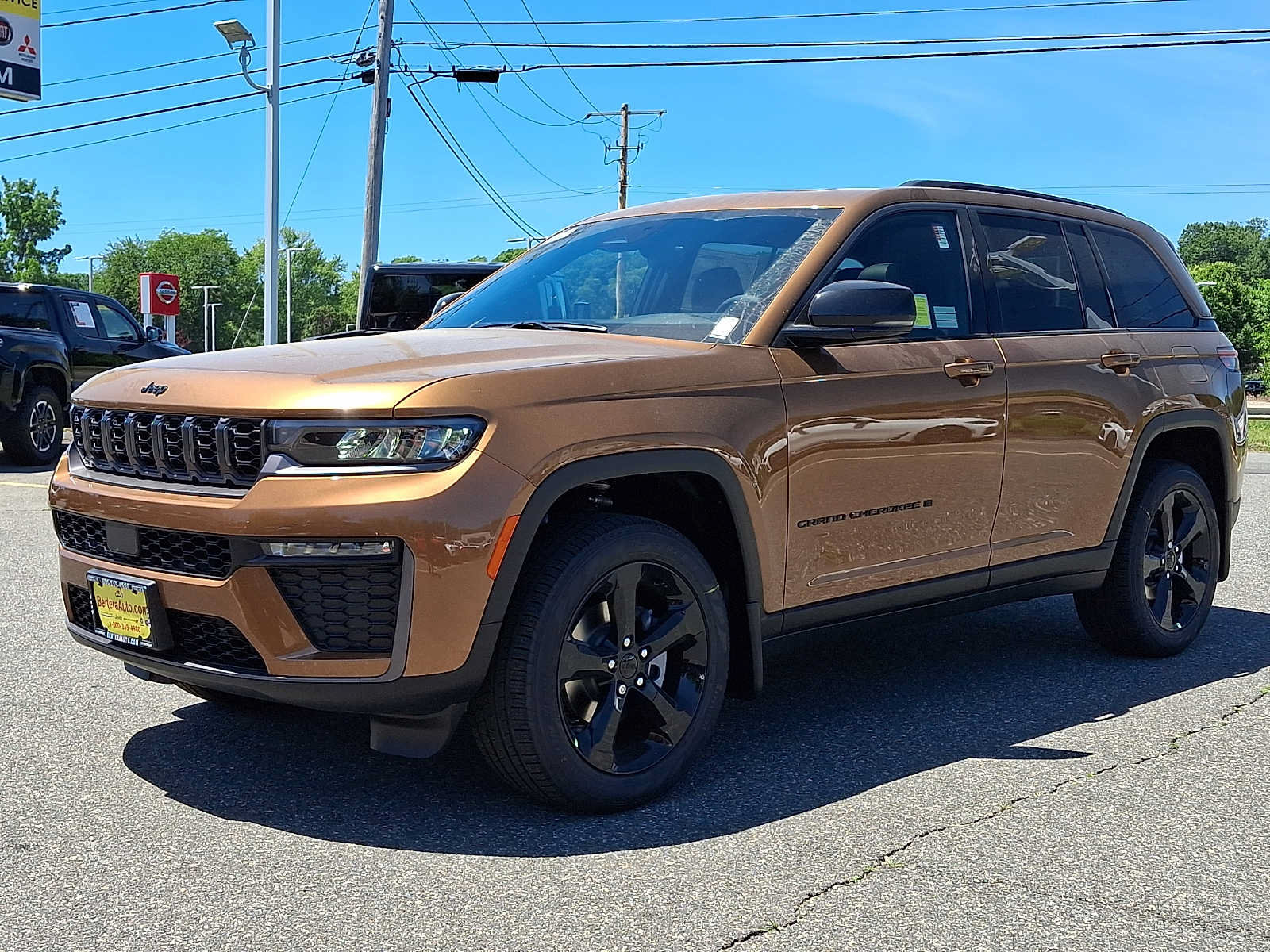 New 2026 Jeep Grand Cherokee Limited w/ Limited Altitude Package AWD/4WD image 2