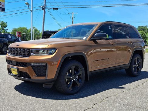 New 2026 Jeep Grand Cherokee Limited AWD/4WD image 2