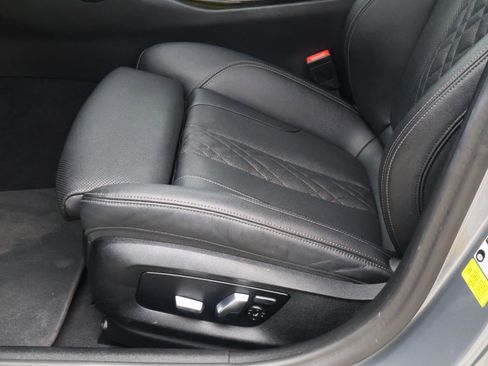 Used 2023 BMW 530i w/ Premium Package RWD image 15