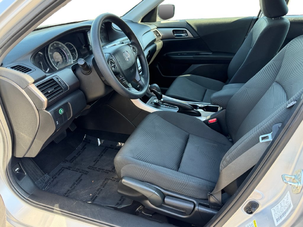 Used 2015 Honda Accord LX image 16