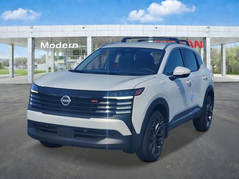New 2026 Nissan Kicks SR w/ Cold Weather Package FWD image 1