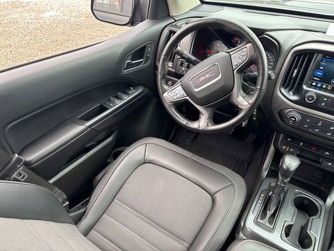 Used 2022 GMC Canyon AT4 image 18