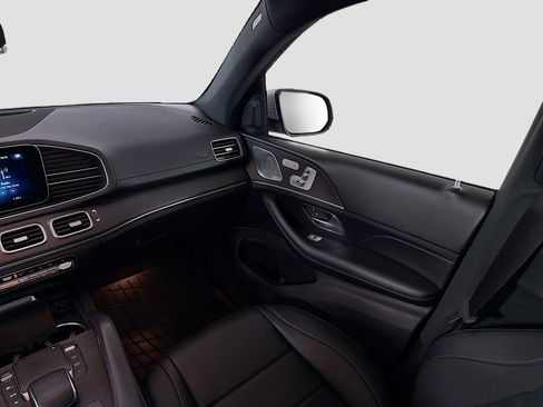 Used 2021 Mercedes-Benz GLS 450 4MATIC image 27