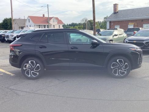New 2026 Chevrolet Trax RS w/ Driver Confidence Package FWD image 29