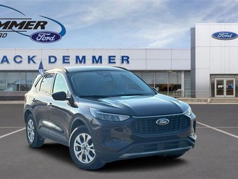 Certified 2023 Ford Escape Active w/ Tech Pack #2 image 1