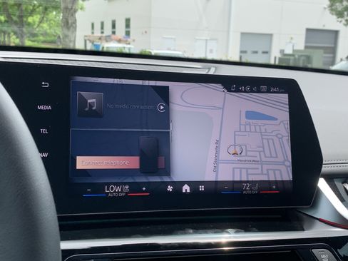 Used 2025 BMW X1 xDrive28i w/ Technology Package image 26