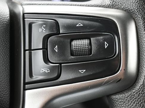 Used 2022 Chevrolet Silverado 2500 Custom w/ Custom Value Package AWD/4WD image 23