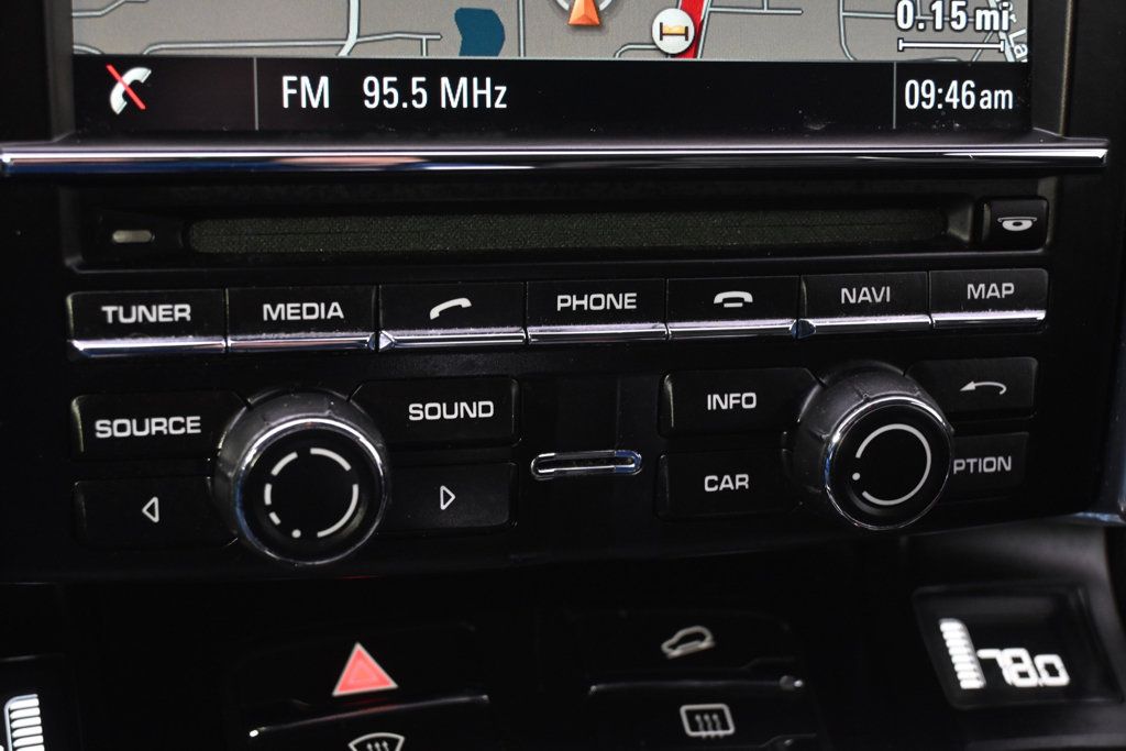 Used 2014 Porsche Cayenne Platinum Edition AWD/4WD image 33