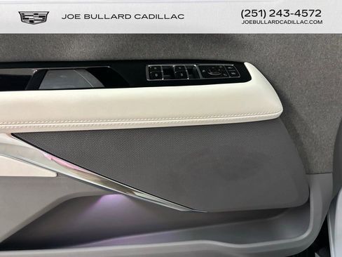 New 2026 Cadillac Escalade IQL Luxury image 8