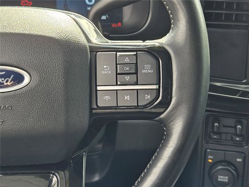 Used 2023 Ford F250 Lariat w/ Lariat Ultimate Package AWD/4WD image 28