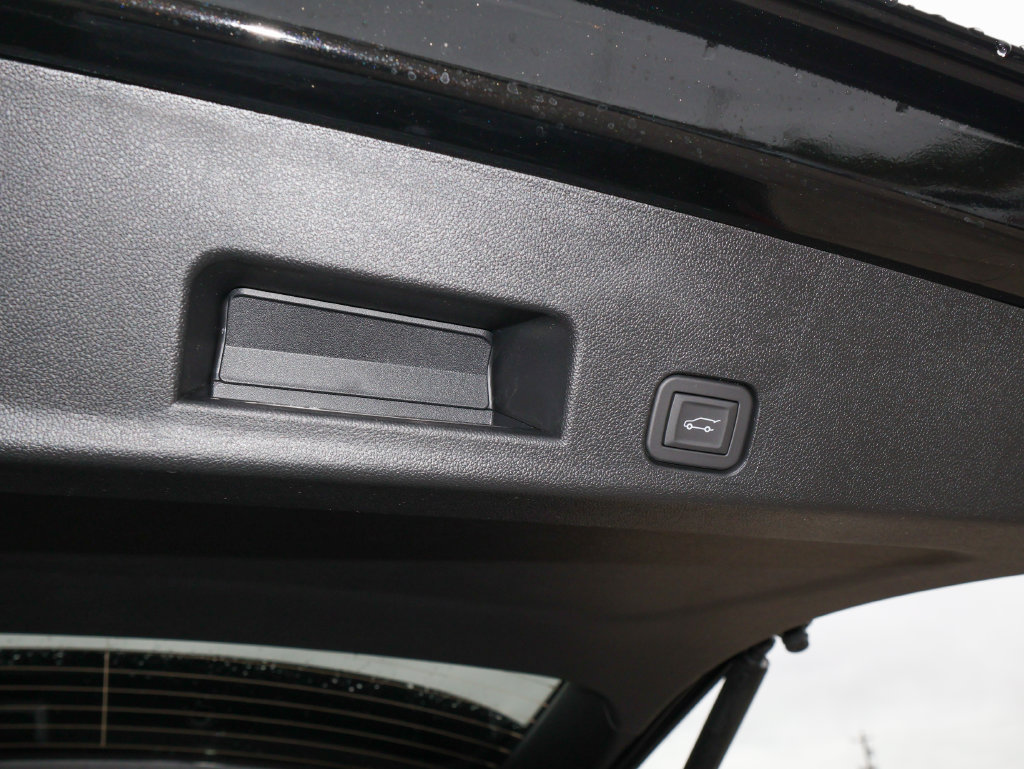 New 2027 GMC Acadia Elevation w/ Black Edition FWD image 6