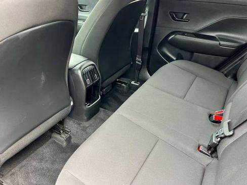 Used 2025 Hyundai Kona SEL FWD image 15