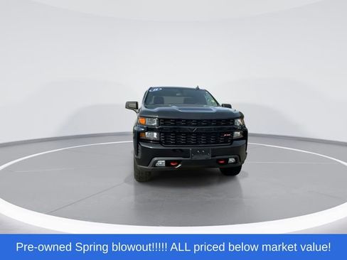 Used 2019 Chevrolet Silverado 1500 Custom Trail Boss w/ Custom Convenience Package AWD/4WD image 3