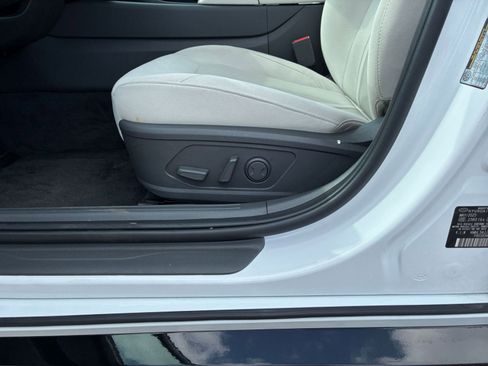 Used 2025 Hyundai Sonata SEL FWD image 18