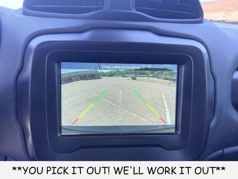 Used 2021 Jeep Renegade Latitude FWD image 20